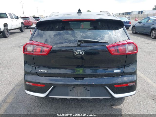 KNDCB3LC5K5265372 KIA NIRO LX