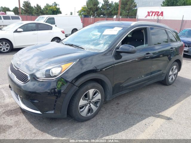 KNDCB3LC5K5265372 KIA NIRO LX