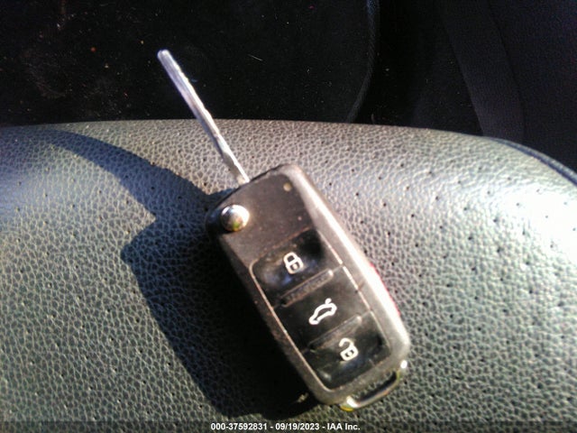 3VWD07AJ4EM403837 Volkswagen Jetta Sedan Se