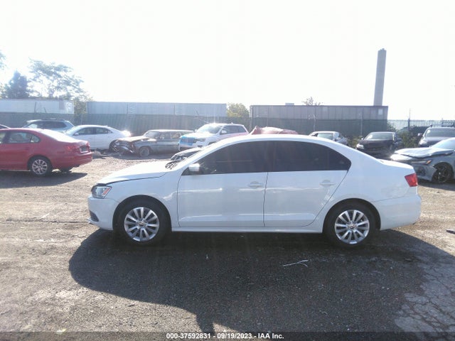 3VWD07AJ4EM403837 Volkswagen Jetta Sedan Se