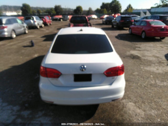 3VWD07AJ4EM403837 Volkswagen Jetta Sedan Se