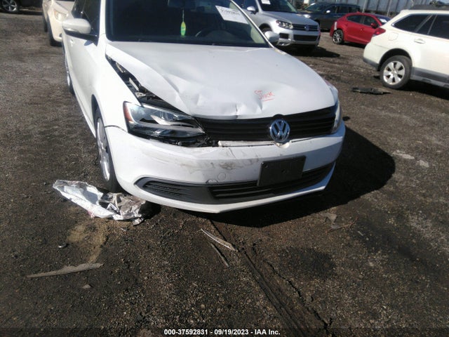 3VWD07AJ4EM403837 Volkswagen Jetta Sedan Se