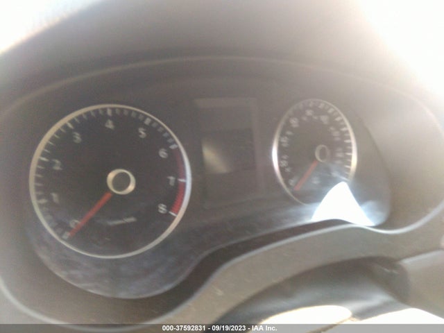3VWD07AJ4EM403837 Volkswagen Jetta Sedan Se