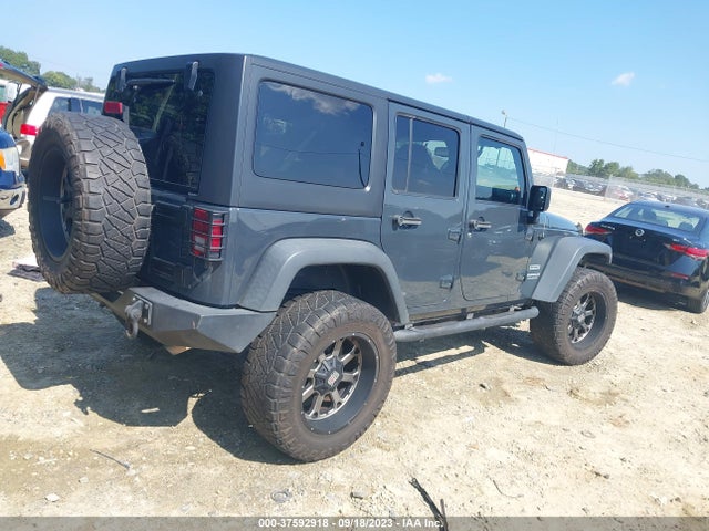 1C4BJWDGXHL627301 Jeep Wrangler Unlimited Sport