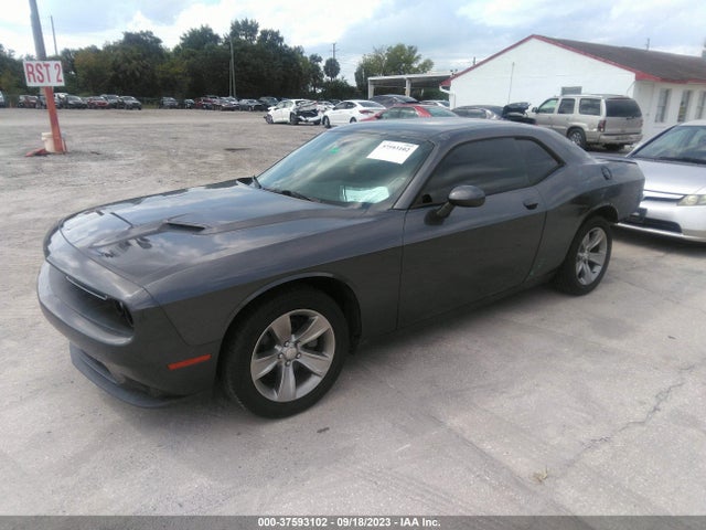 Dodge Challenger Sxt 2017 2C3CDZAG4HH638202 Image 2
