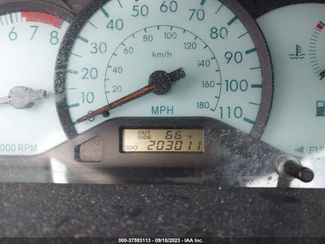 2003 TOYOTA COROLLA CE/S/LE VIN: 2T1BR38E83C120459