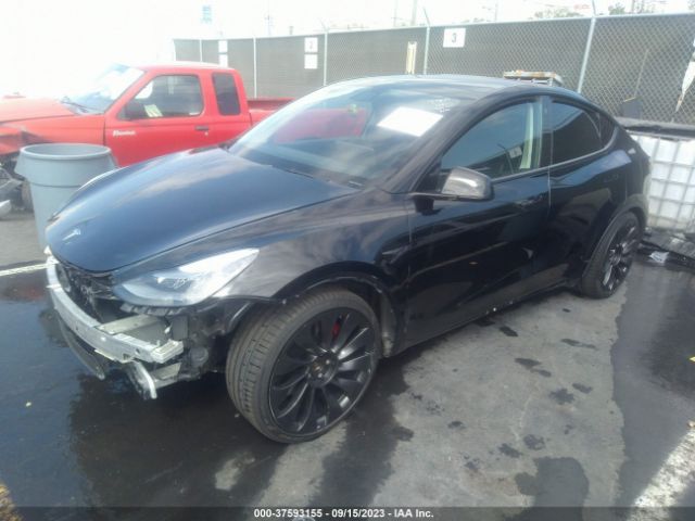 7SAYGDEF5NF382024 Tesla Model Y Performance