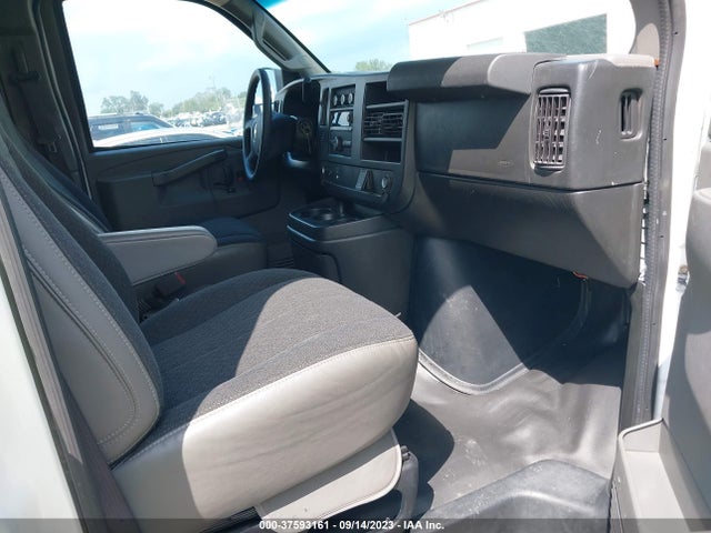 Chevrolet EXPRESS CARGO VAN 2021 1GCWGAFP9M1229468 Image 5