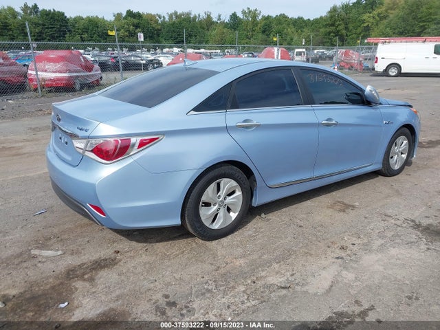 2013 HYUNDAI SONATA HYBRID VIN: KMHEC4A48DA084845