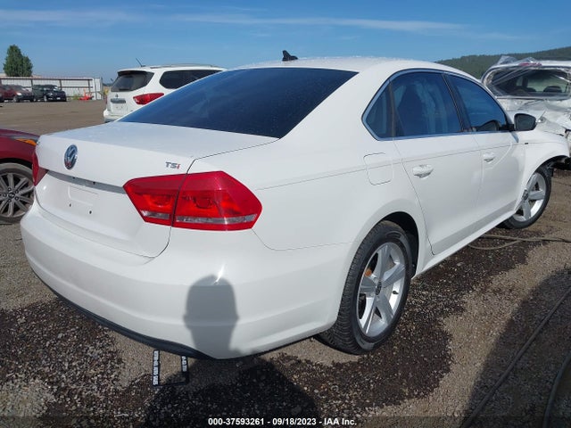 1VWAS7A39EC025272 Volkswagen Passat Wolfsburg Ed