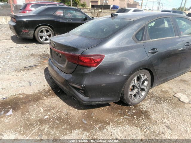 3KPF24ADXLE187823 KIA Forte Lxs