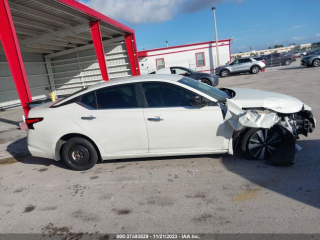 1N4BL4DV0MN400006 Nissan Altima 2.5 Sv