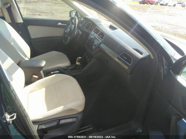 2019 VOLKSWAGEN TIGUAN 3VV2B7AX0KM149436 Photo 4