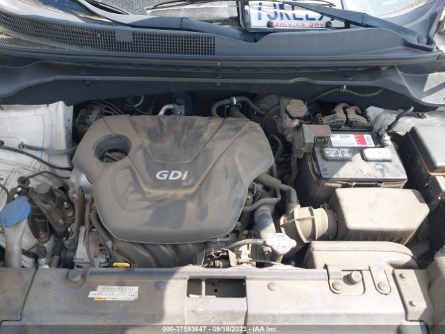 KNDJN2A2XE7103927 KIA Soul Base