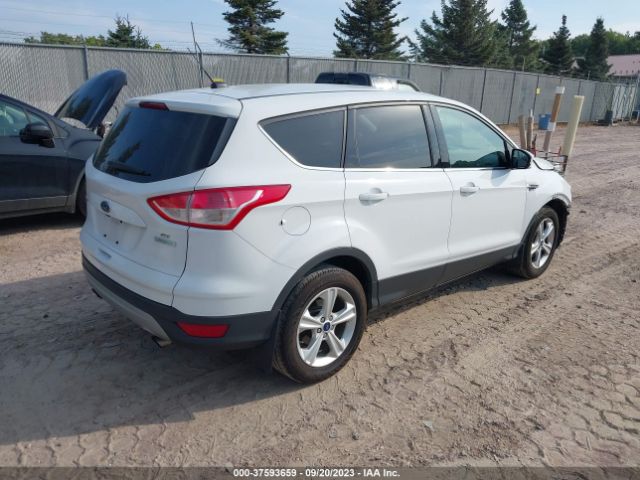 1FMCU0GX0FUA39981 Ford ESCAPE SE