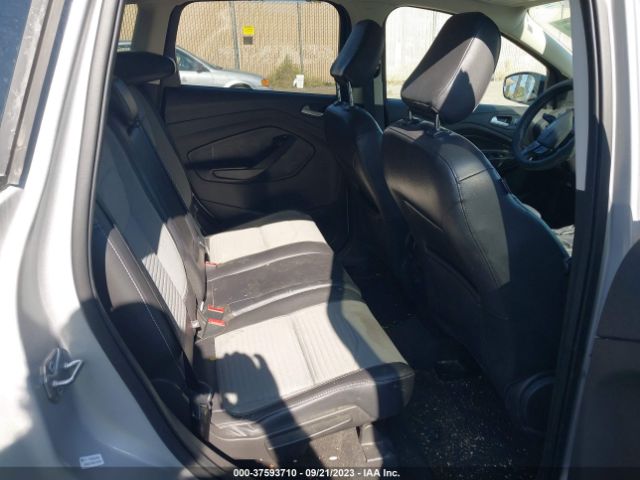 1FMCU9GD3KUA07613 Ford ESCAPE SE