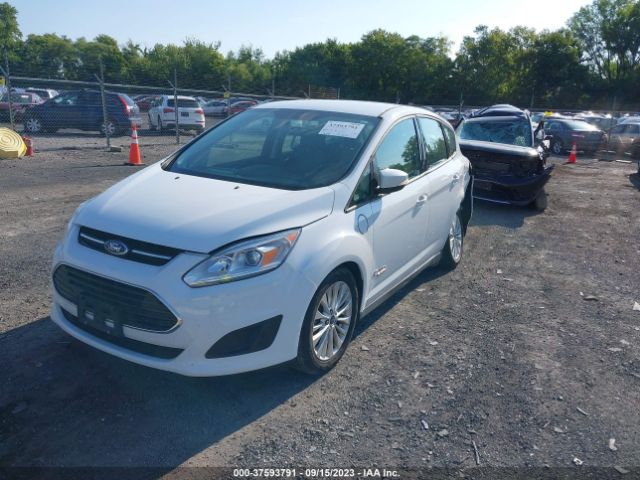 1FADP5EU0HL105787 Ford C-max Energi Se