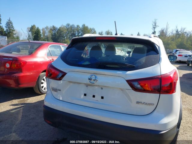 JN1BJ1CR4JW292436 Nissan Rogue Sport Sv