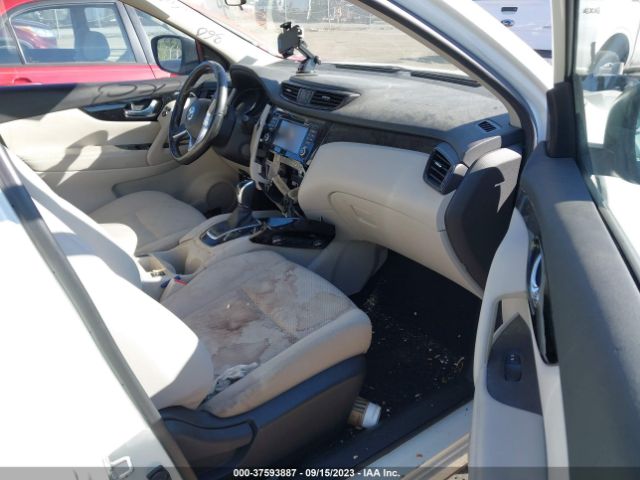 JN1BJ1CR4JW292436 Nissan Rogue Sport Sv