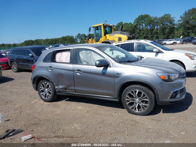 2018 MITSUBISHI OUTLANDER SPORT SE 2.4 VIN: JA4AP3AW8JU014091