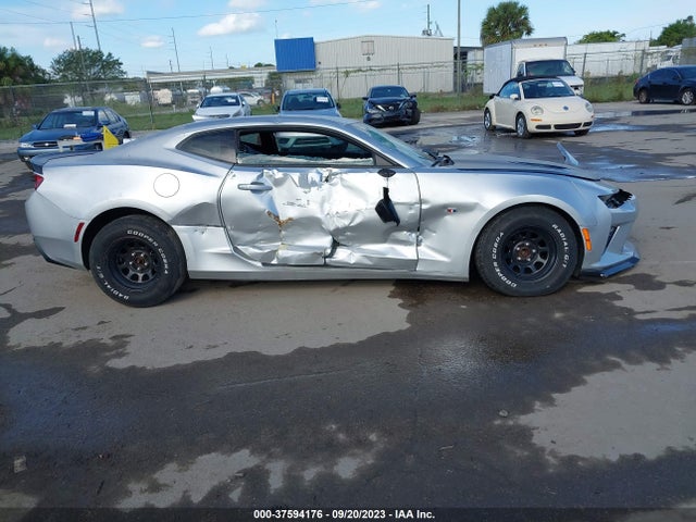 Chevrolet Camaro 1ss 2018 1G1FE1R70J0162111 Image 12