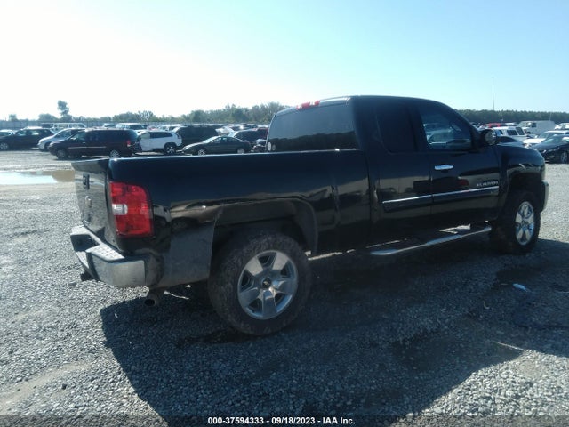 2011 CHEVROLET SILVERADO 1500 LT VIN: 1GCRCSE03BZ225014