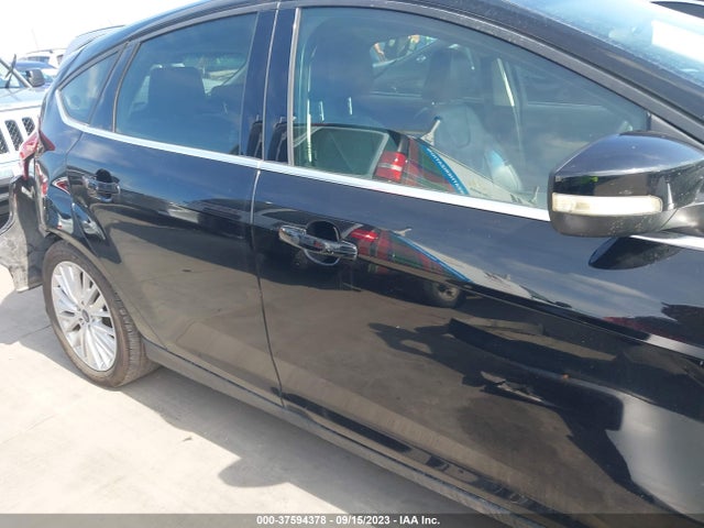 Ford Focus Titanium 2018 1FADP3N2XJL279374 Image 13