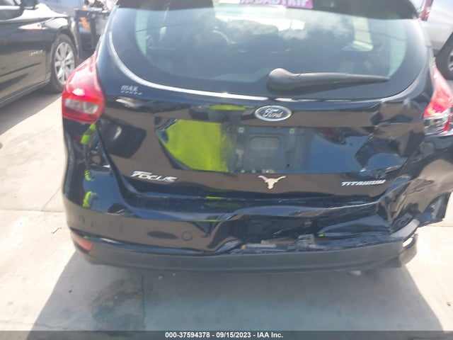 Ford Focus Titanium 2018 1FADP3N2XJL279374 Image 16