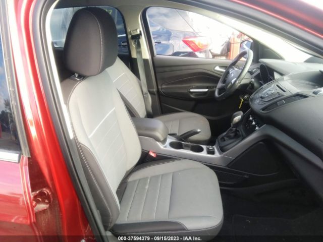 1FMCU9GX3FUB27086 Ford ESCAPE SE