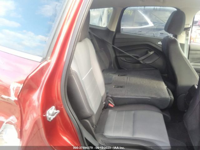 1FMCU9GX3FUB27086 Ford ESCAPE SE