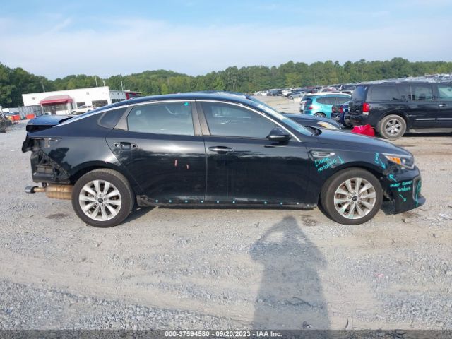5XXGT4L31JG208648 KIA Optima S