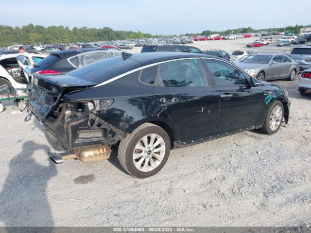 5XXGT4L31JG208648 KIA Optima S