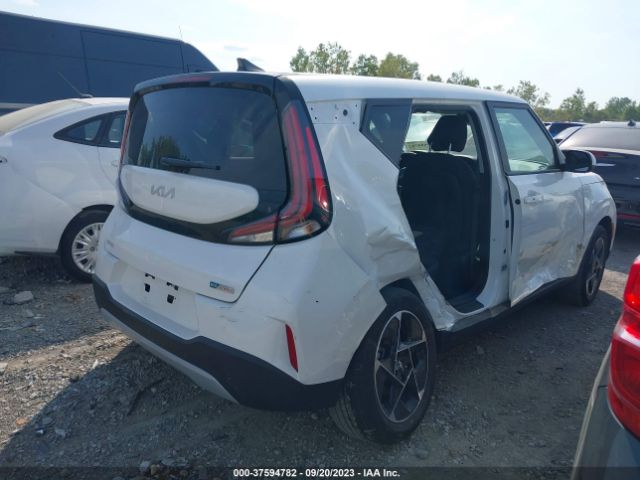 KNDJ33AU5P7870939 KIA SOUL EX