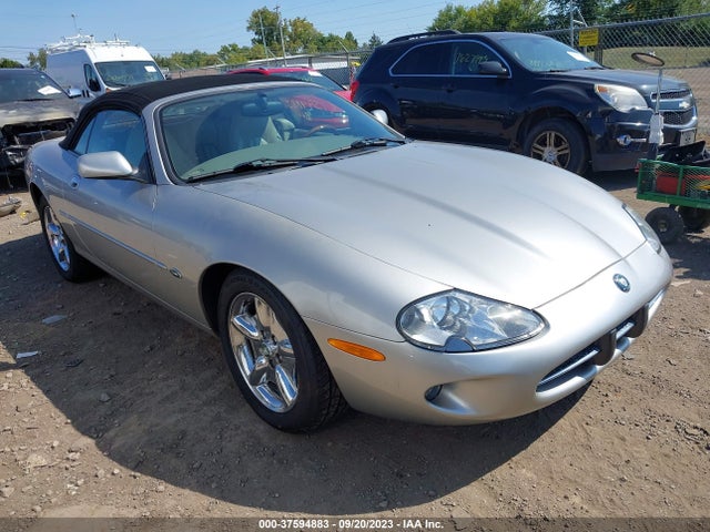 1999 JAGUAR XK8 VIN: SAJGX2047XC032415