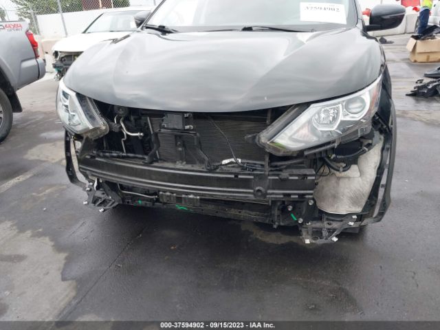 JN1BJ1CP5KW224386 Nissan Rogue Sport Sv