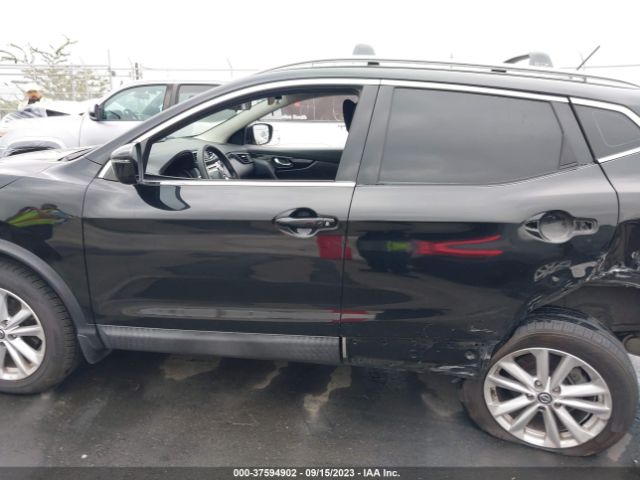 JN1BJ1CP5KW224386 Nissan Rogue Sport Sv