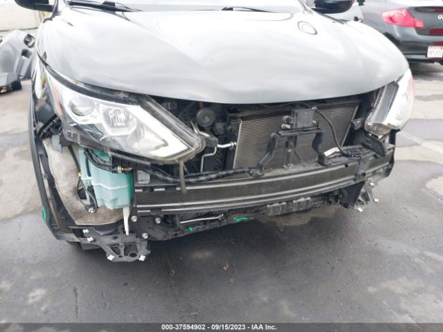 JN1BJ1CP5KW224386 Nissan Rogue Sport Sv