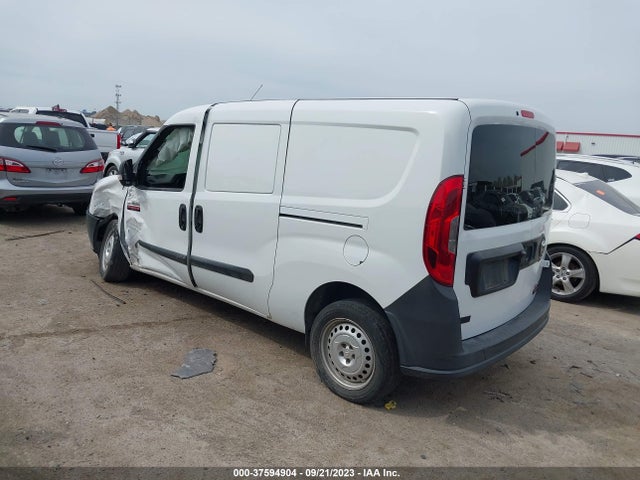 RAM Promaster City Cargo Van Tradesman 2016 ZFBERFAT9G6B27642 Image 3