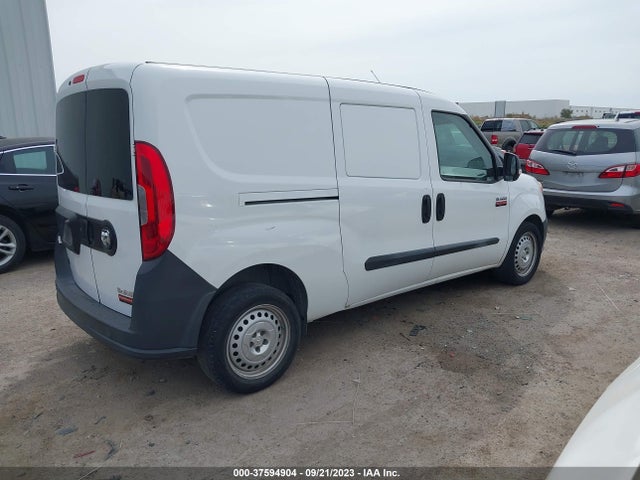 RAM Promaster City Cargo Van Tradesman 2016 ZFBERFAT9G6B27642 Image 4