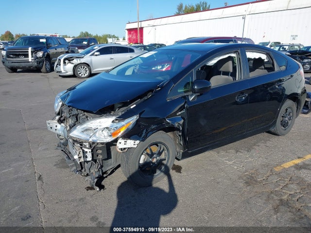 Toyota Prius Four 2015 JTDKN3DU7F1994528 Image 2