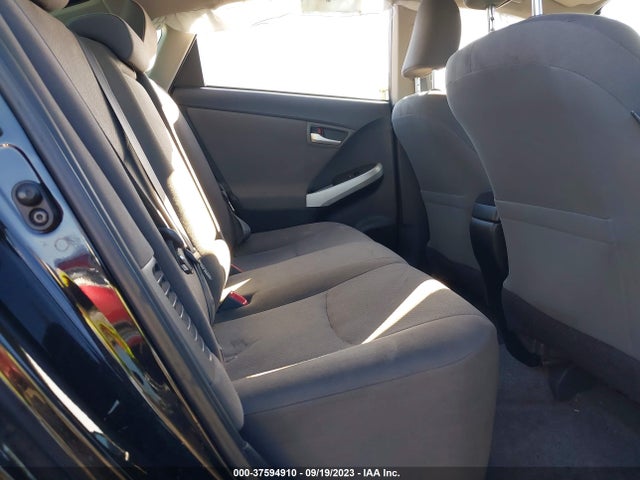 Toyota Prius Four 2015 JTDKN3DU7F1994528 Image 8