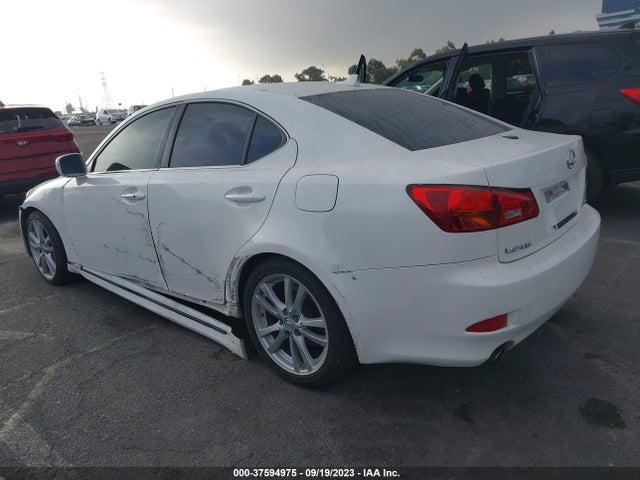 2007 LEXUS IS 350 VIN: JTHBE262072010037