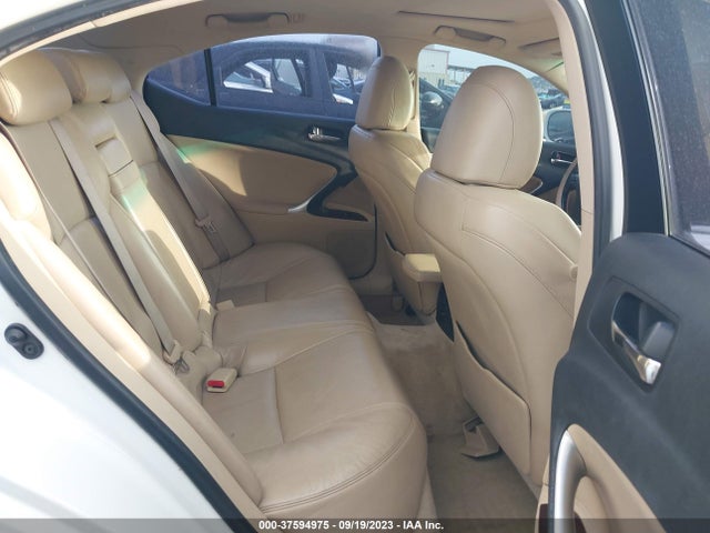 2007 LEXUS IS 350 VIN: JTHBE262072010037