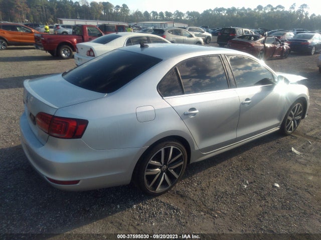 3VW4T7AJ4EM388778 Volkswagen Jetta Sedan Gli Autobahn