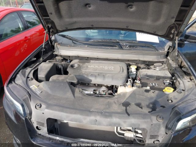 1C4PJLLBXKD207811 Jeep Cherokee Latitude Plus