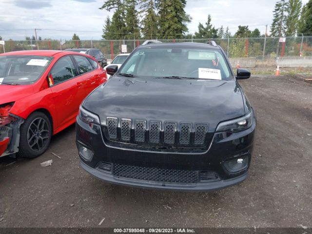 1C4PJLLBXKD207811 Jeep Cherokee Latitude Plus
