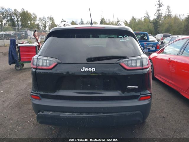 1C4PJLLBXKD207811 Jeep Cherokee Latitude Plus