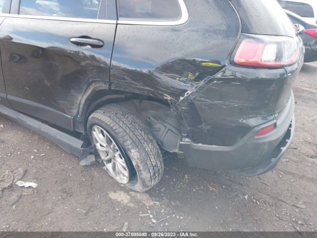 1C4PJLLBXKD207811 Jeep Cherokee Latitude Plus