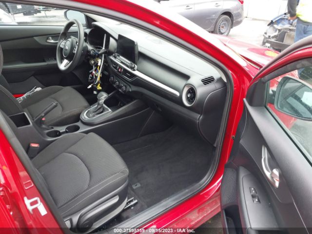 3KPF24AD4ME355201 KIA Forte Lxs