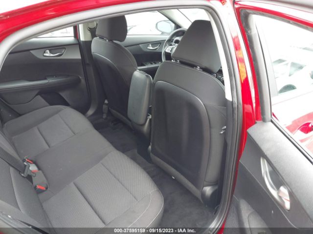 3KPF24AD4ME355201 KIA Forte Lxs